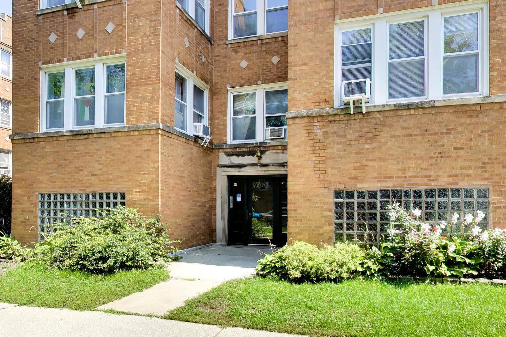 4419 N Whipple Street Unit: 2B
