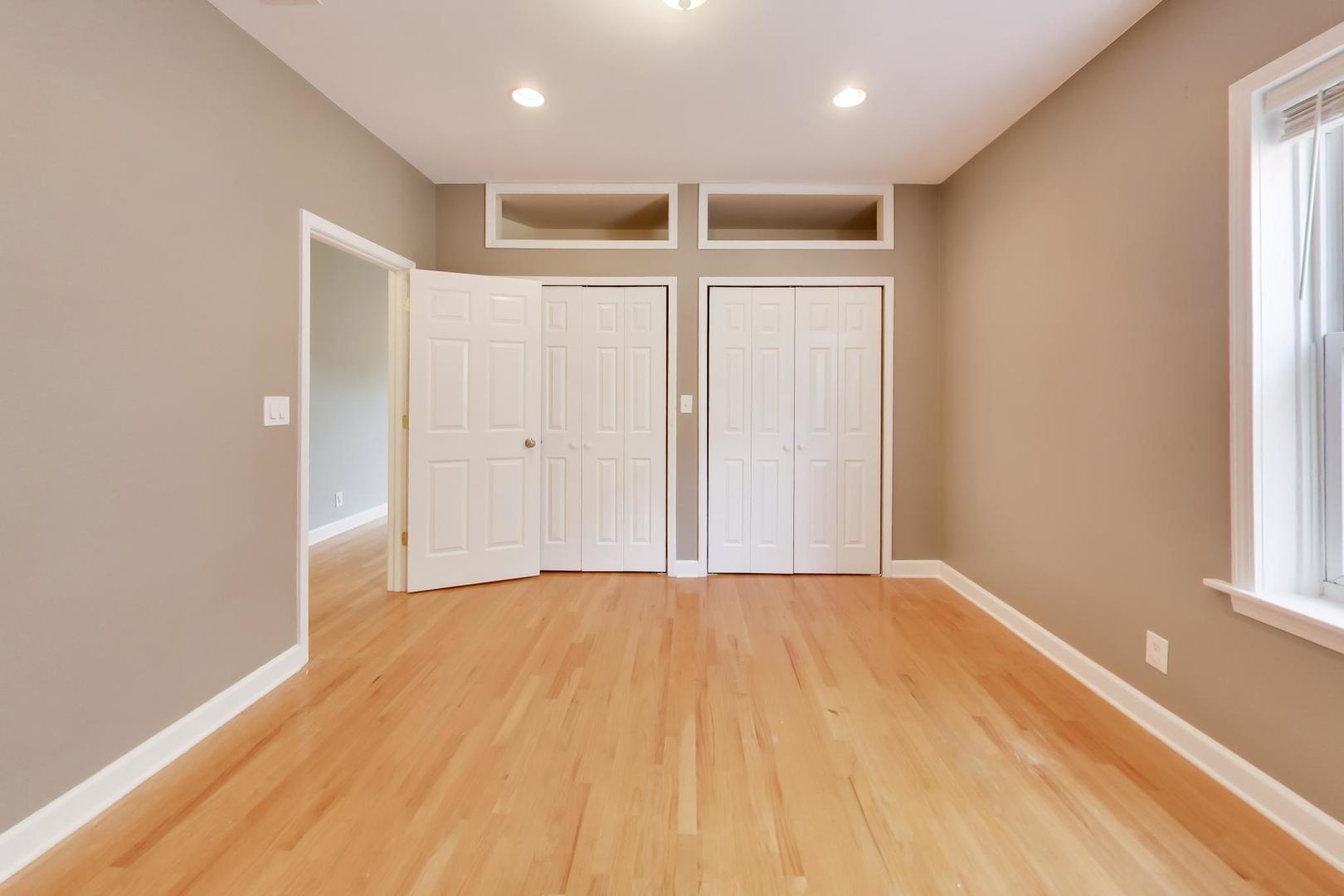 4253 N Mozart Street Unit: 3N