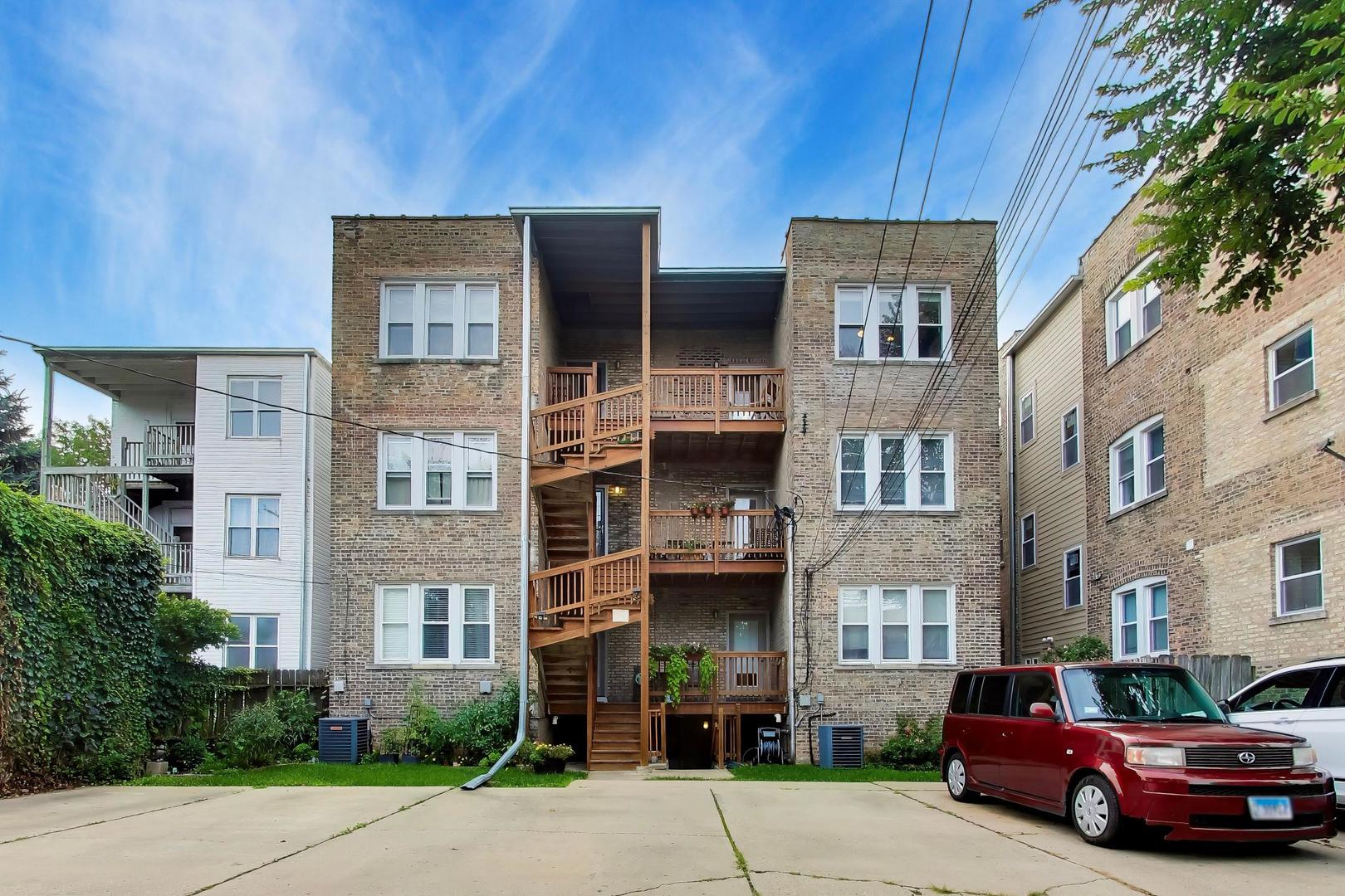 4253 N Mozart Street Unit: 3N