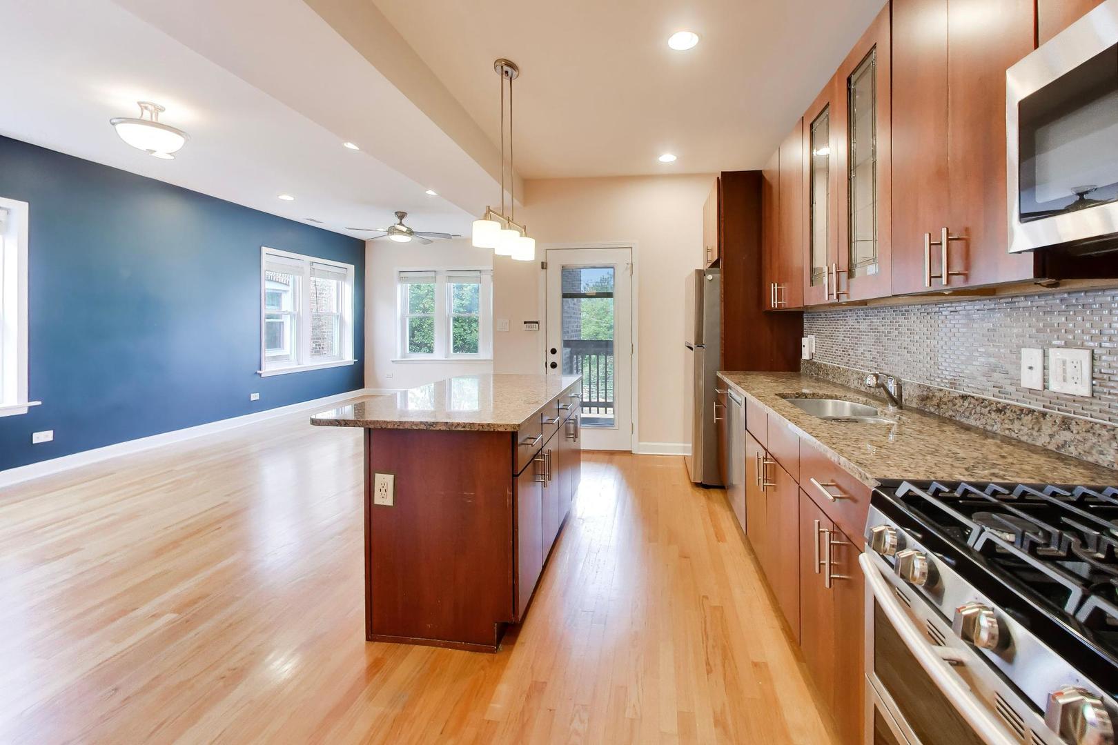 4253 N Mozart Street Unit: 3N