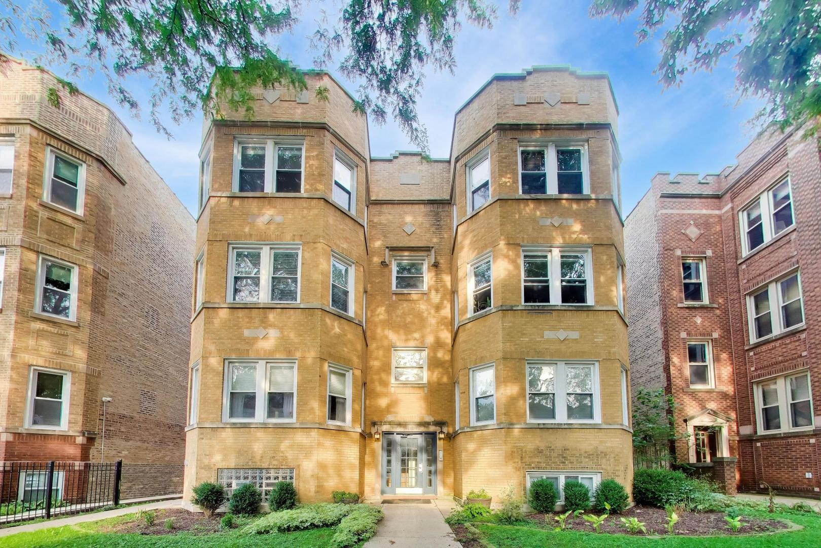4253 N Mozart Street Unit: 3N