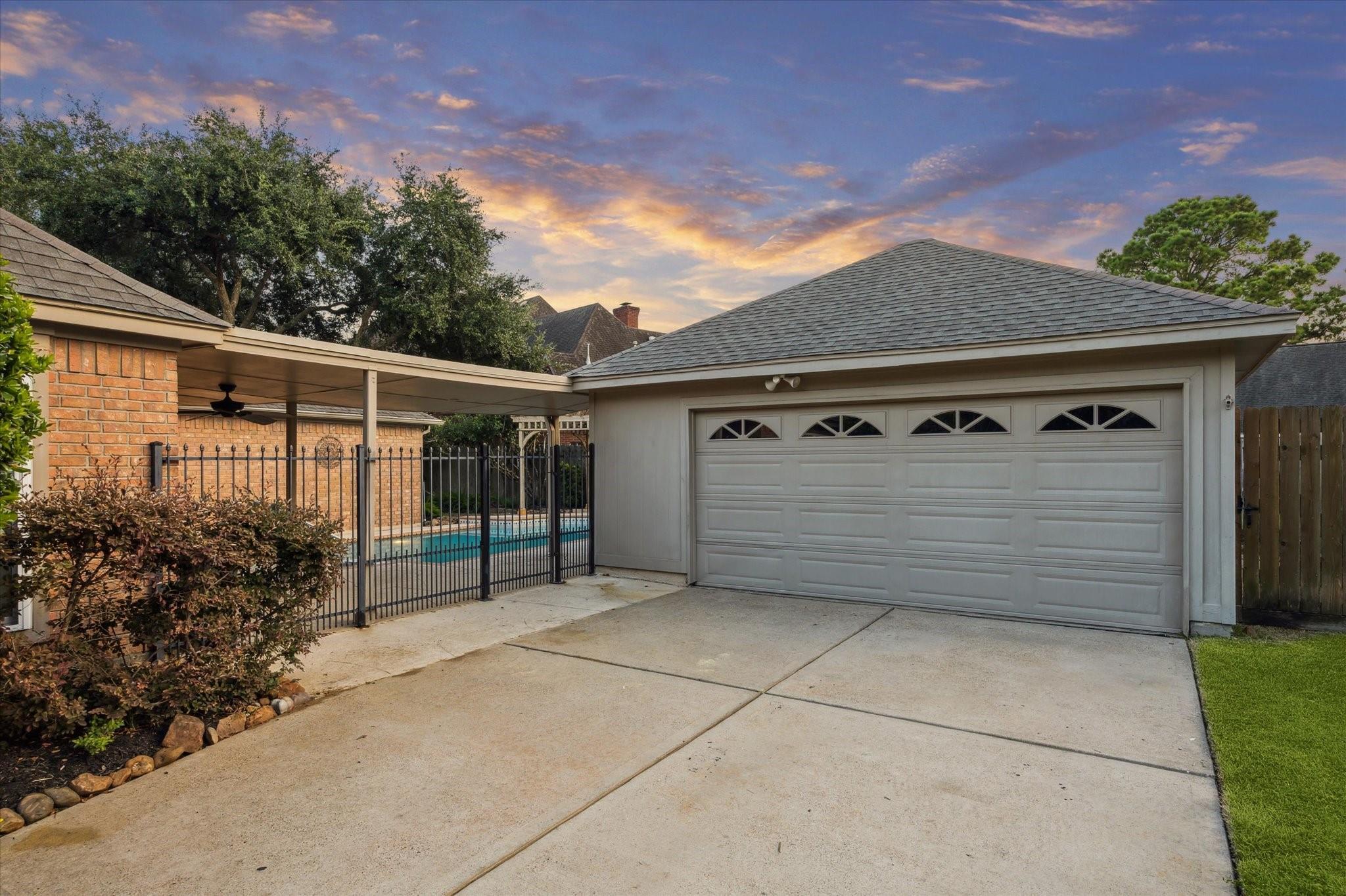 2663 Warwick Drive
