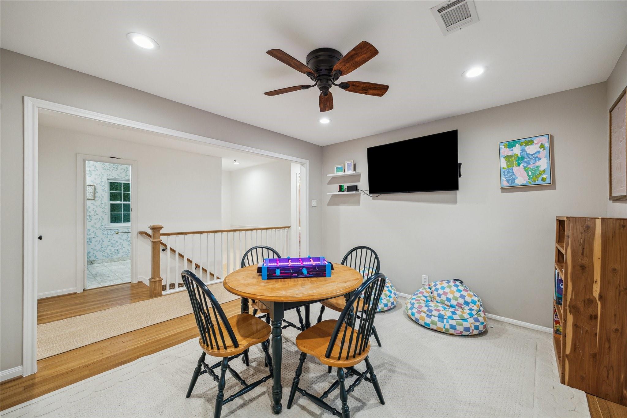 5211 Caversham Drive