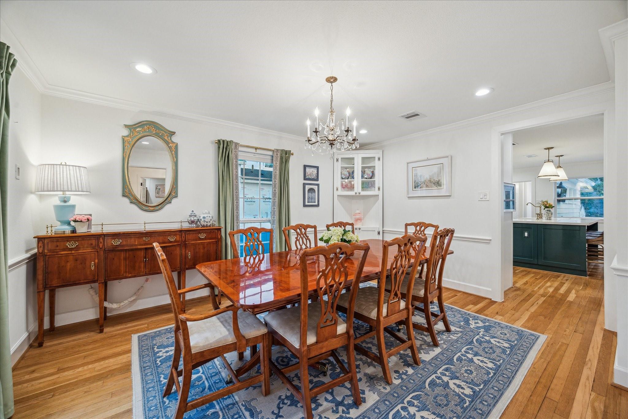 5211 Caversham Drive