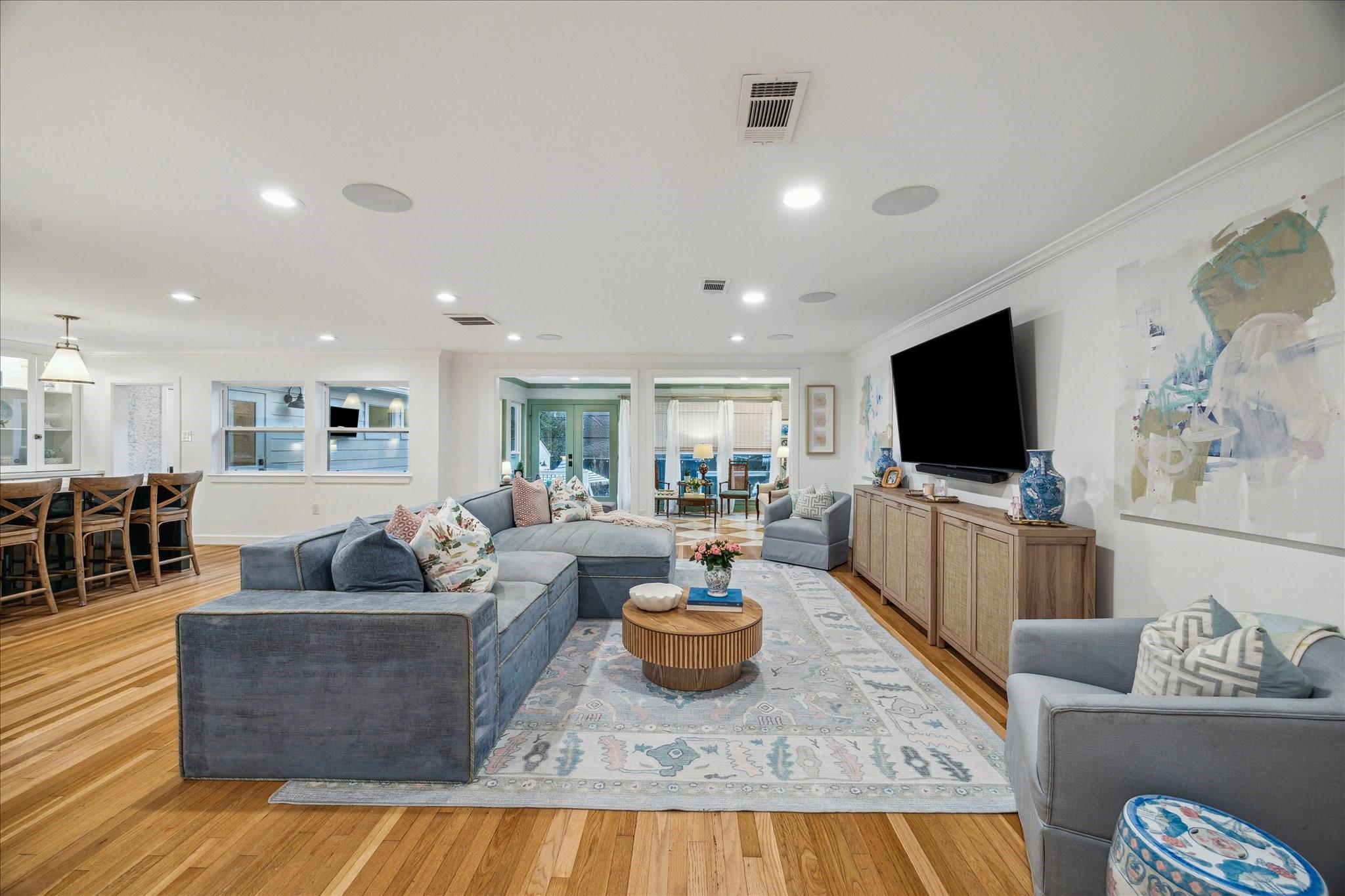 5211 Caversham Drive