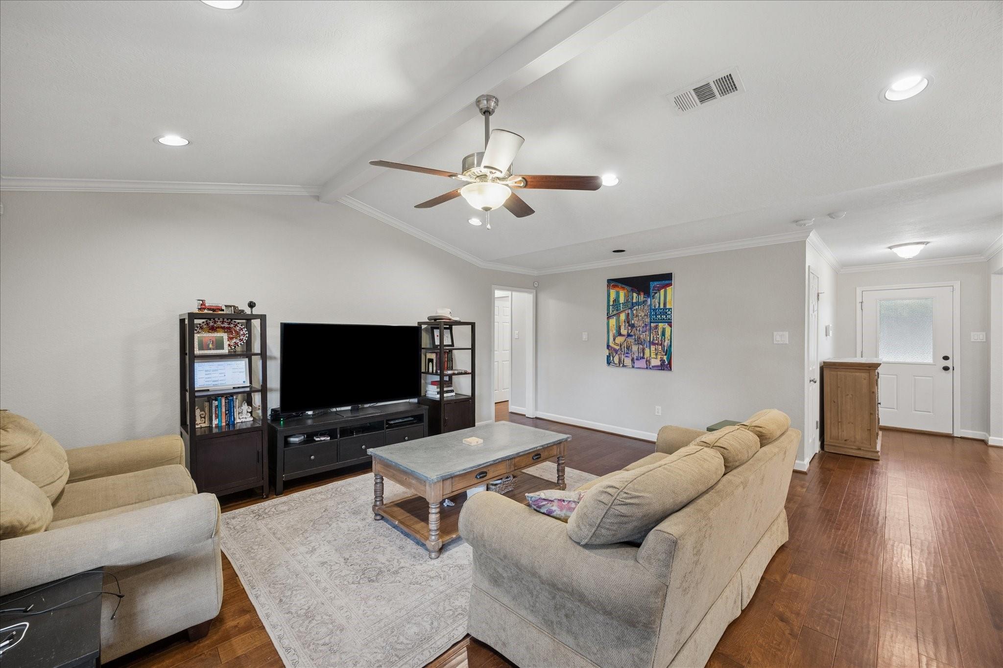 5802 Belrose Drive