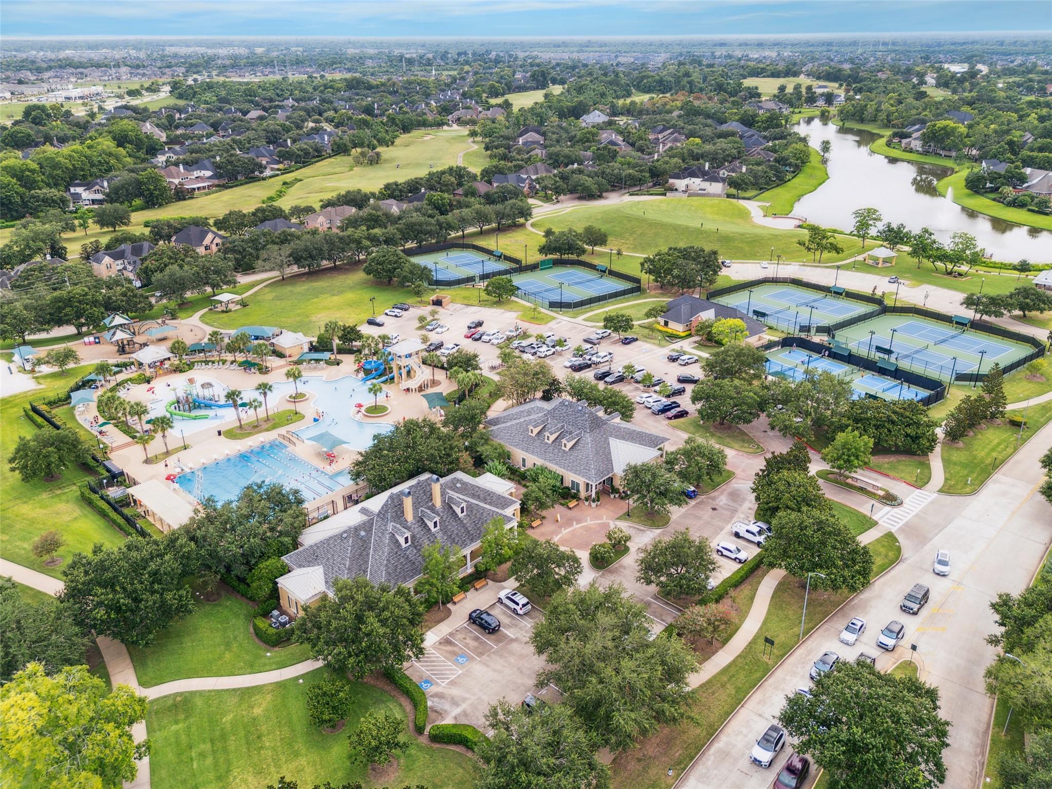 9514 Scanlan Heights Lane