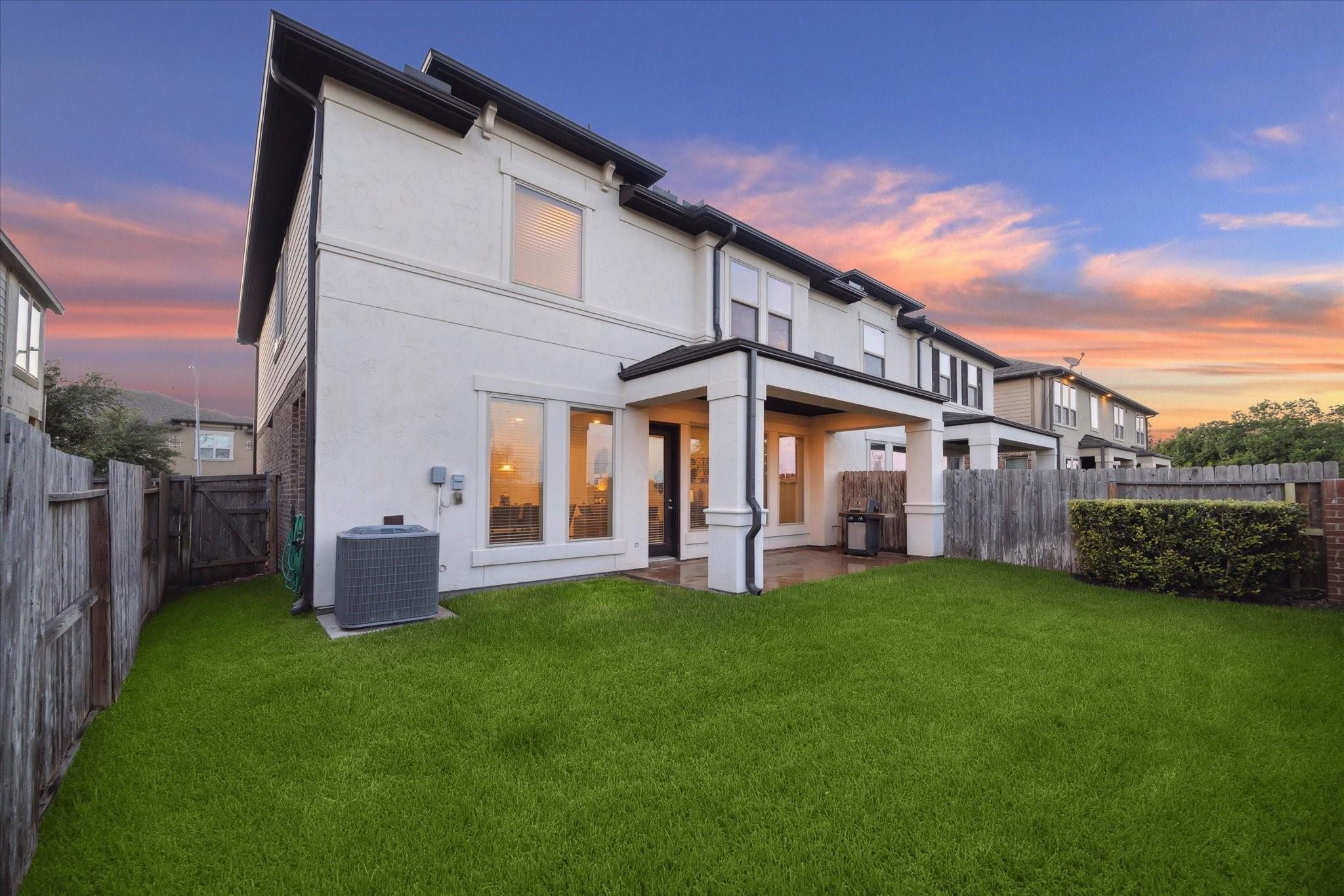 9514 Scanlan Heights Lane
