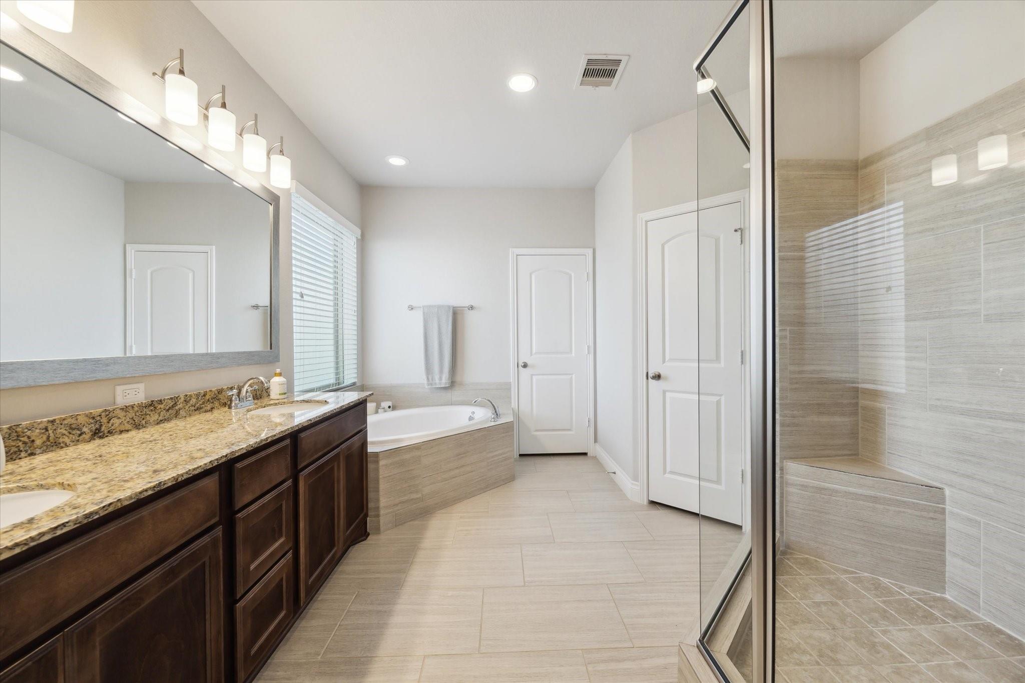 9514 Scanlan Heights Lane