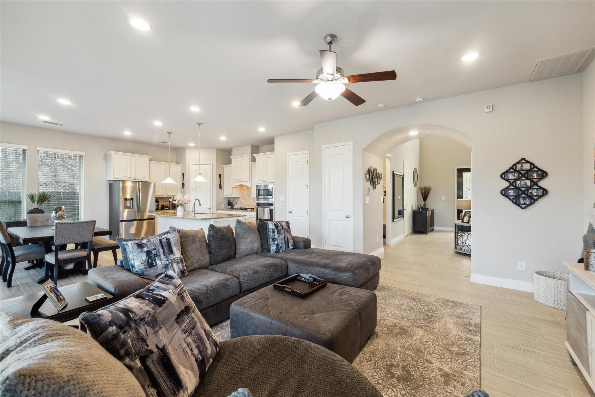 9514 Scanlan Heights Lane