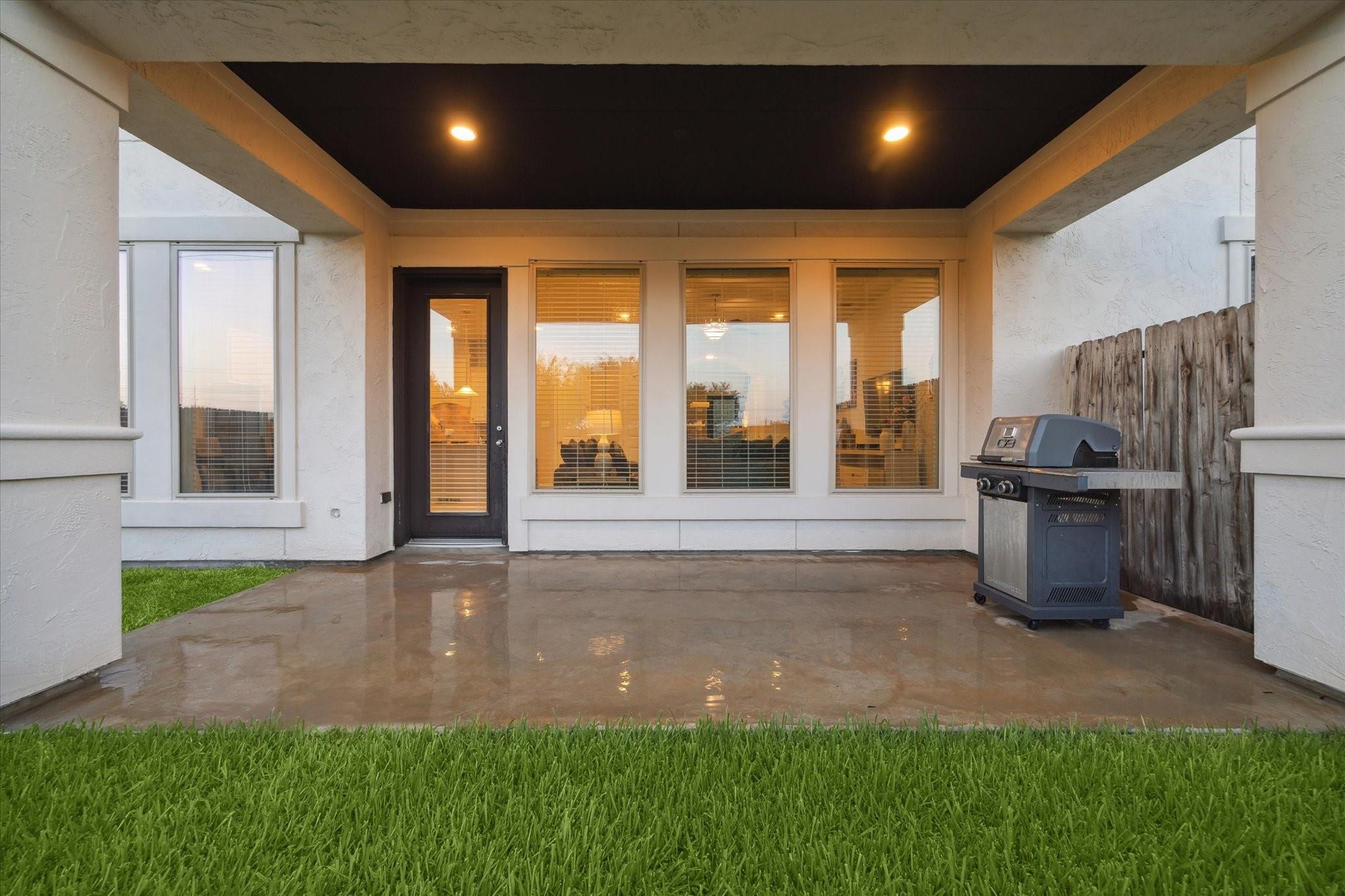9514 Scanlan Heights Lane