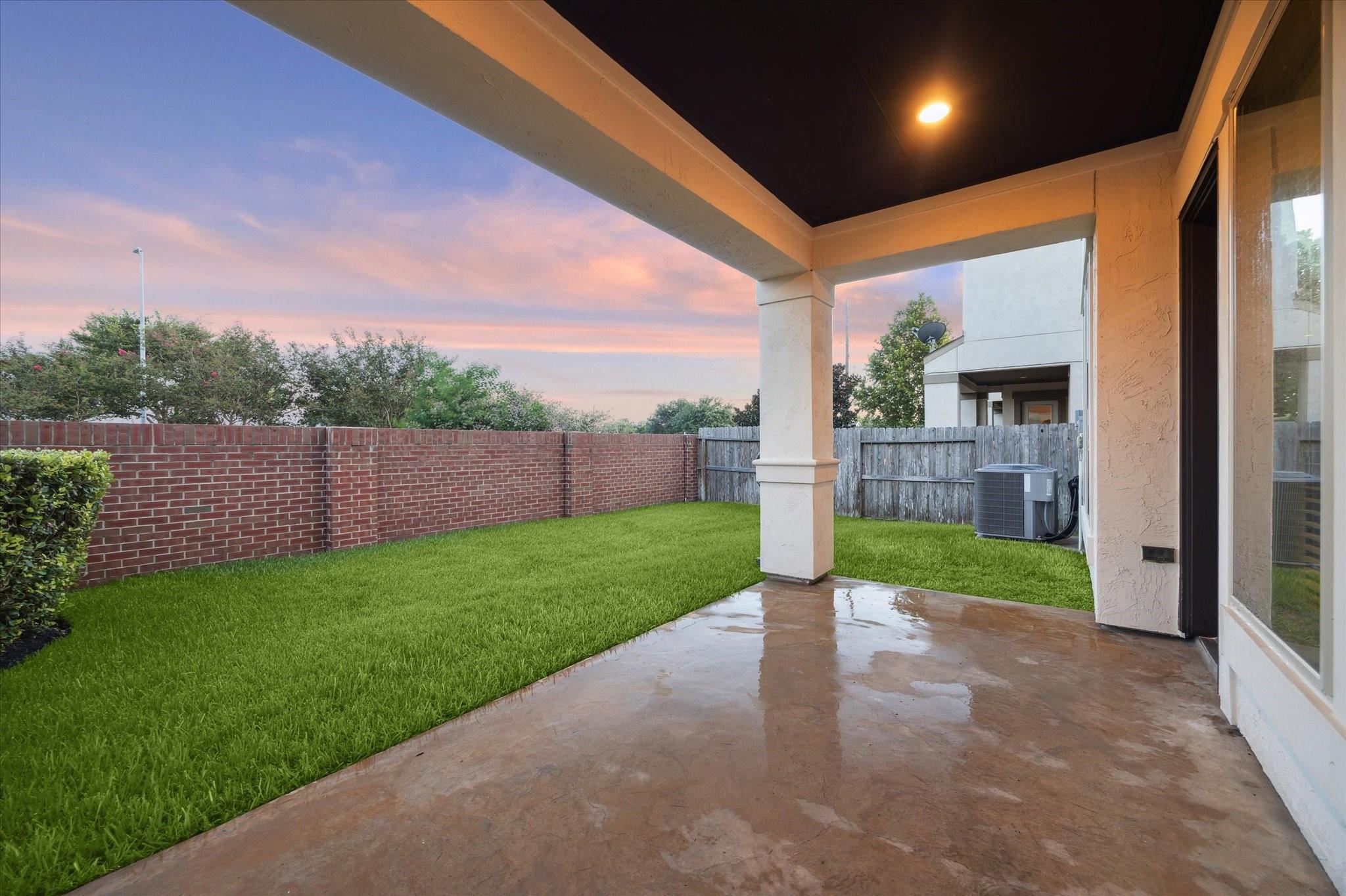 9514 Scanlan Heights Lane