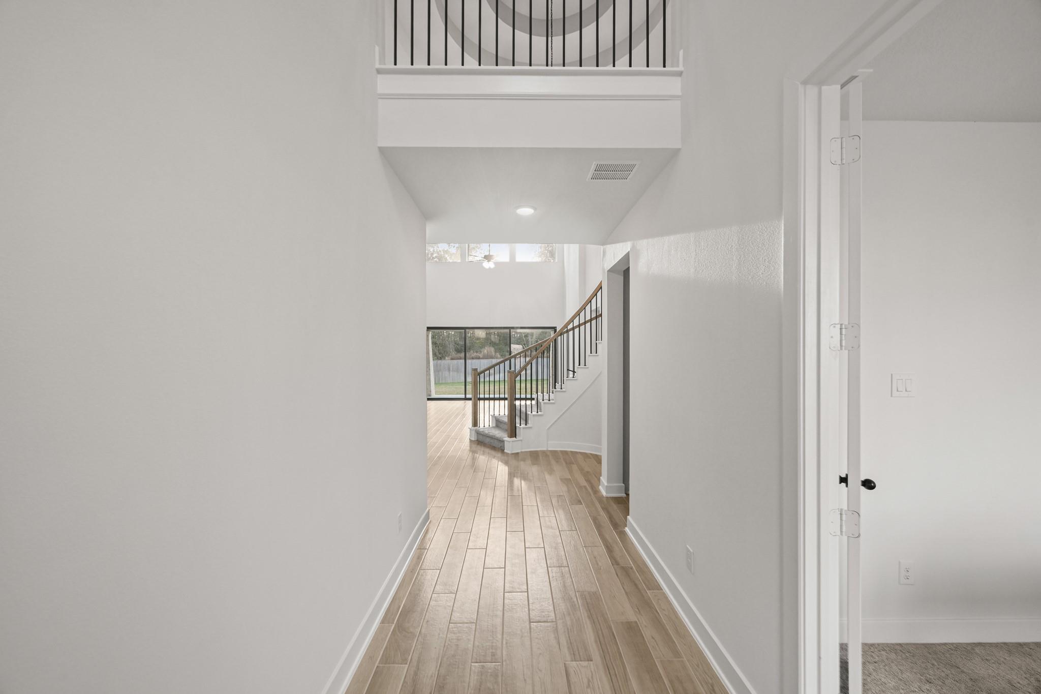 129 Sweeping Valley Drive