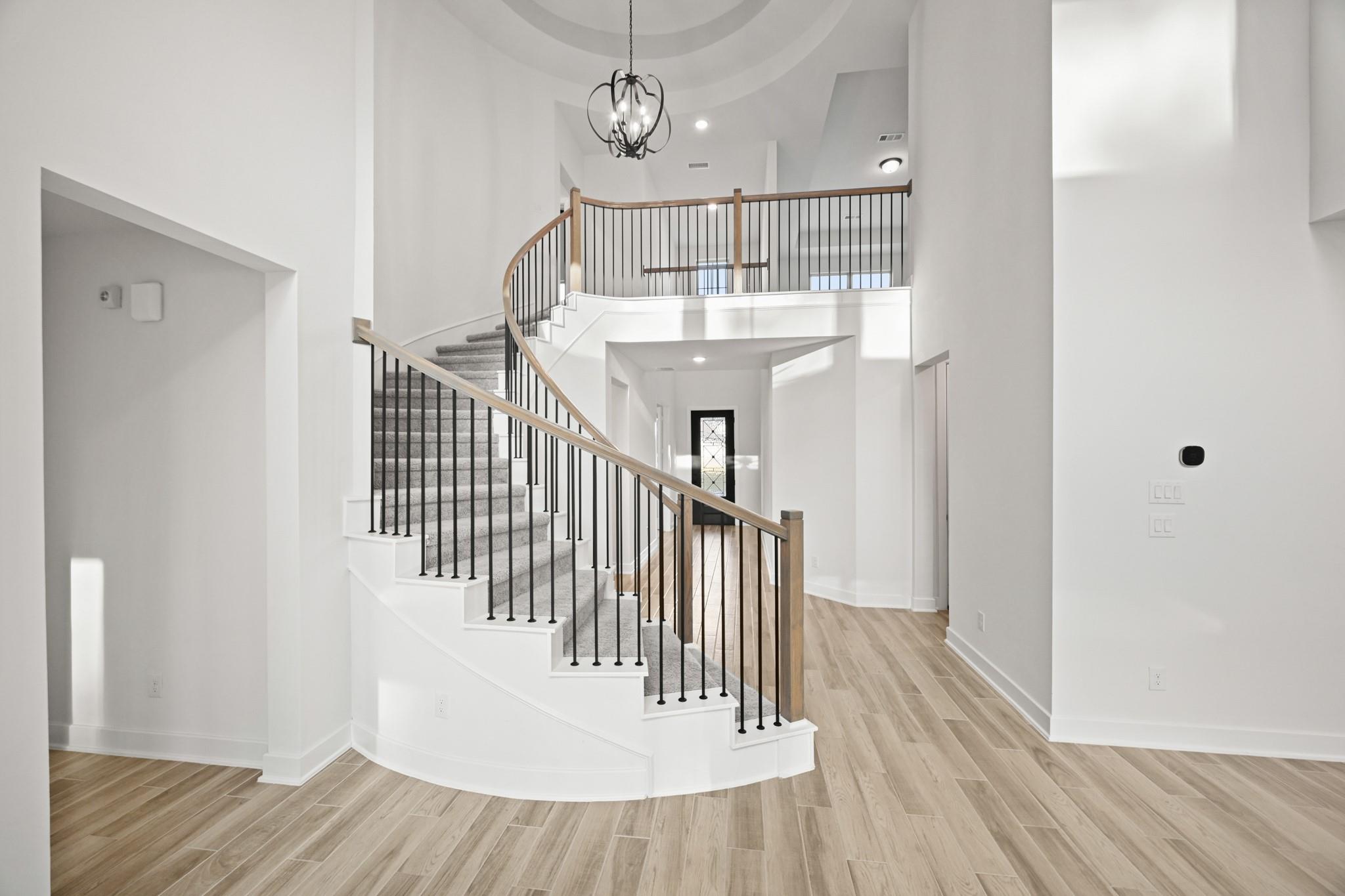 129 Sweeping Valley Drive