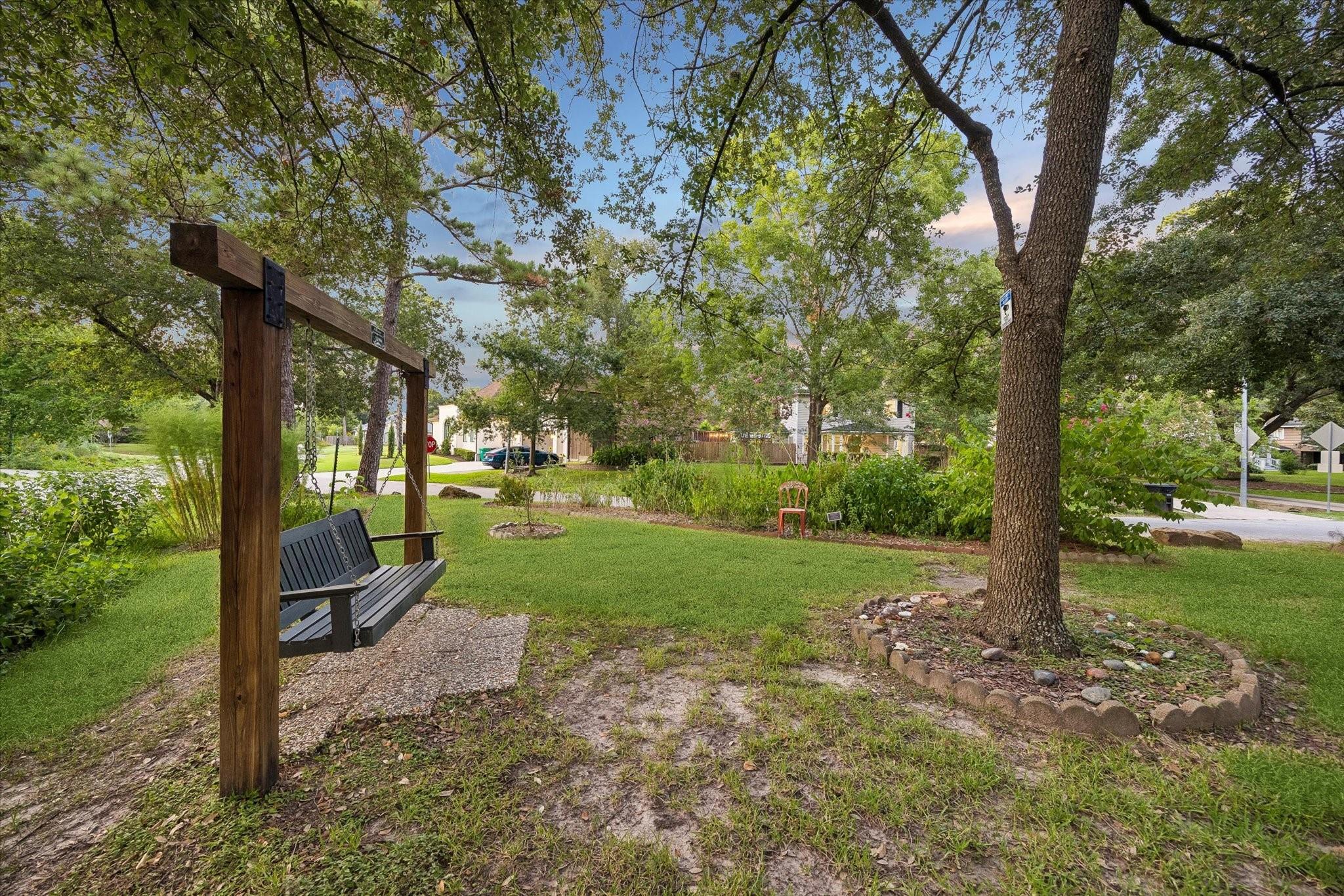 858 Azalea Street