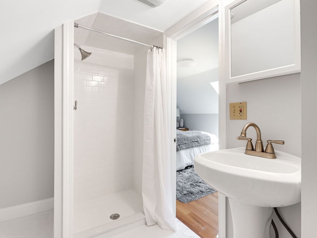 185 Havard St. # 2