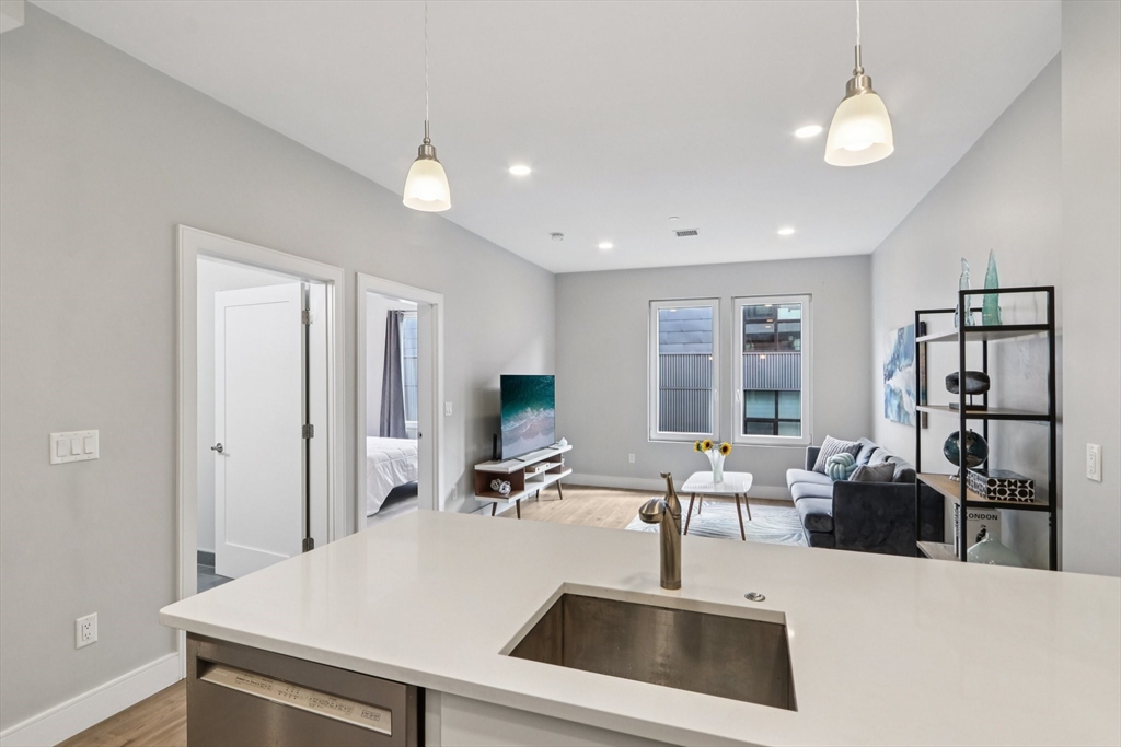 610 Rutherford Ave # 404, Boston Unit: 404