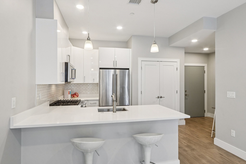 610 Rutherford Ave # 404, Boston Unit: 404