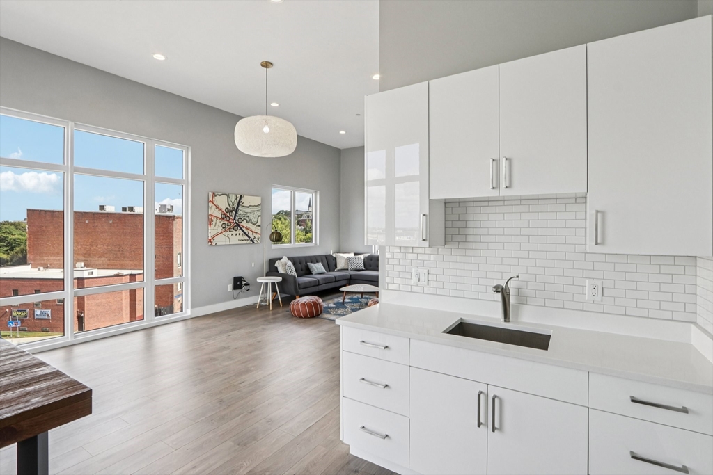 610 Rutherford Ave # 404, Boston Unit: 404