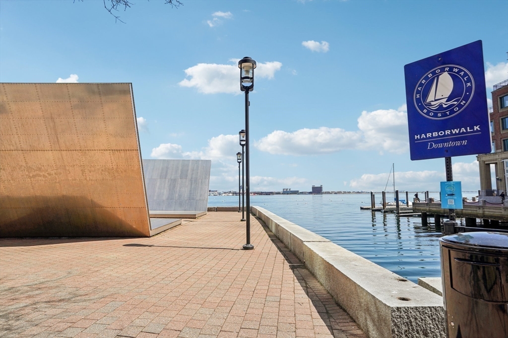 65 East India Row Unit: PHE