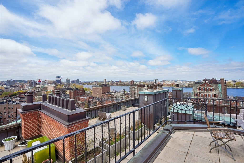 416 Marlborough St. # 408
