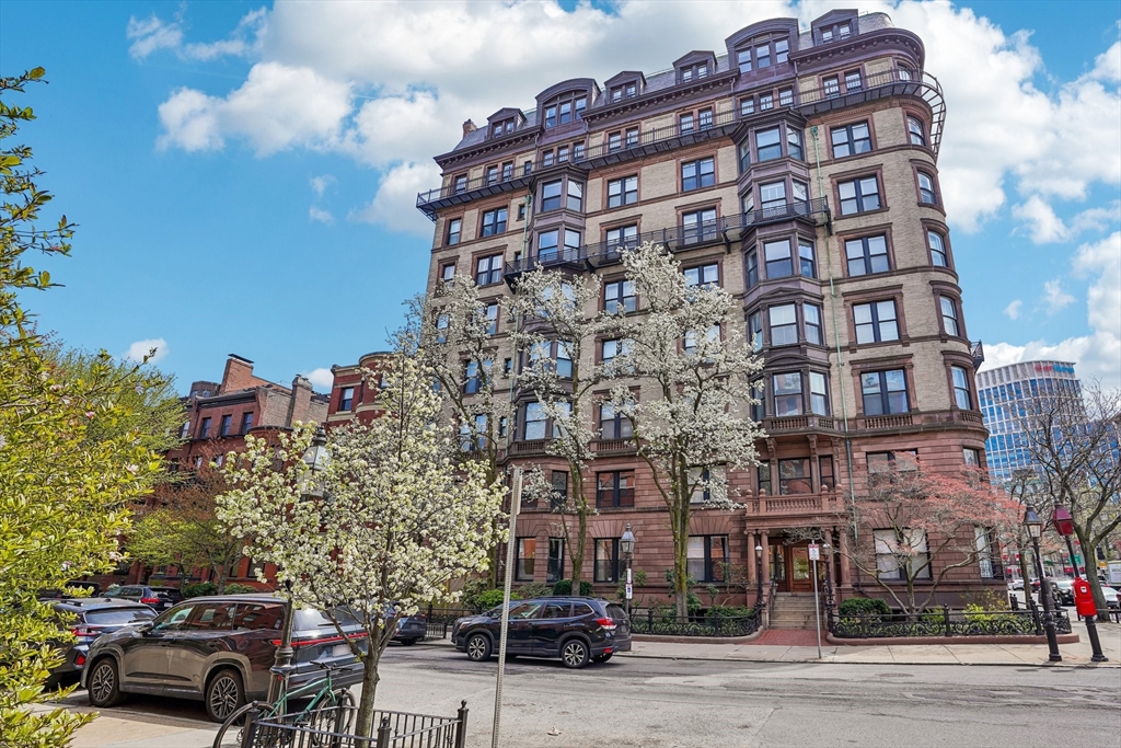 416 Marlborough St. # 408