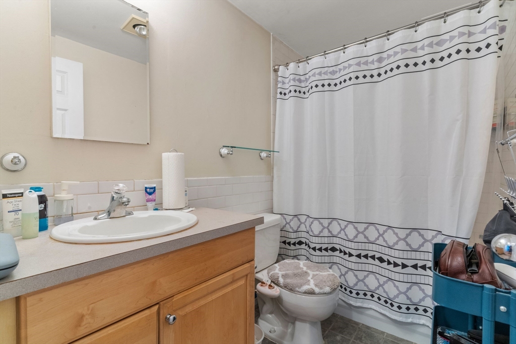 33 Pond Ave # 1102