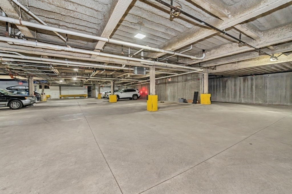 24 Bay State Rd # 5