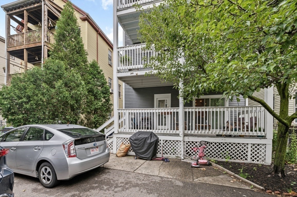 326 Centre St. # 3