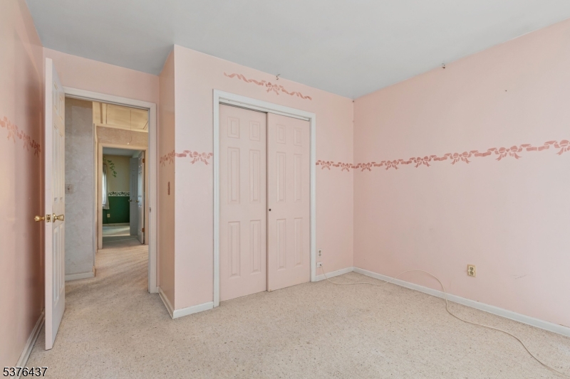 602 Mountain Ave