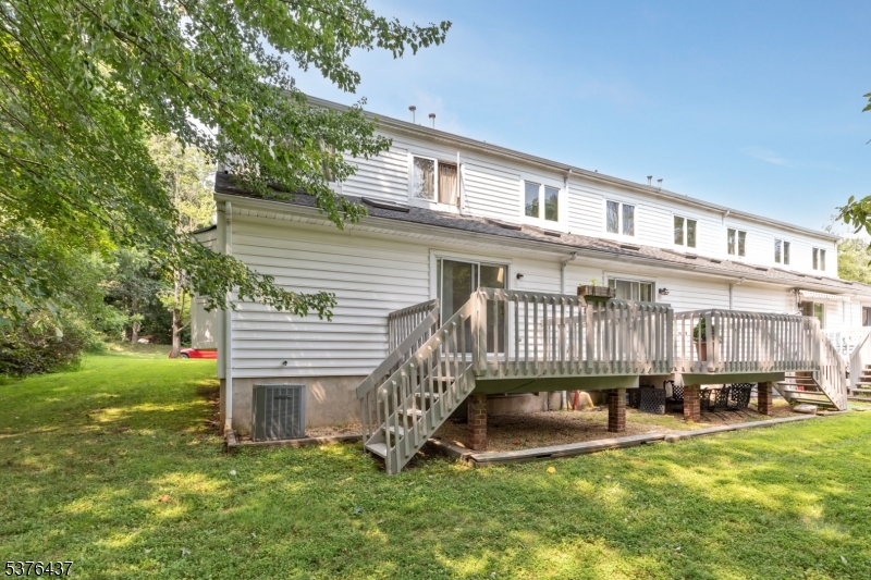 602 Mountain Ave