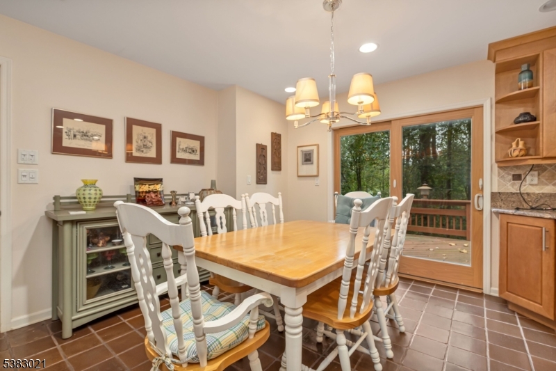 581 Phillip Ln