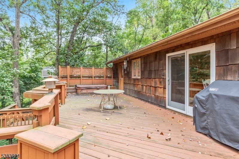 581 Phillip Ln