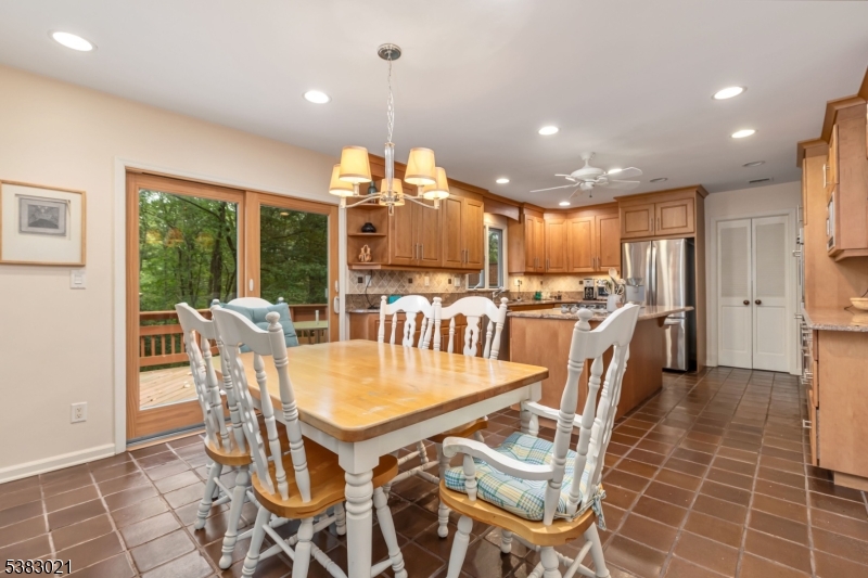 581 Phillip Ln