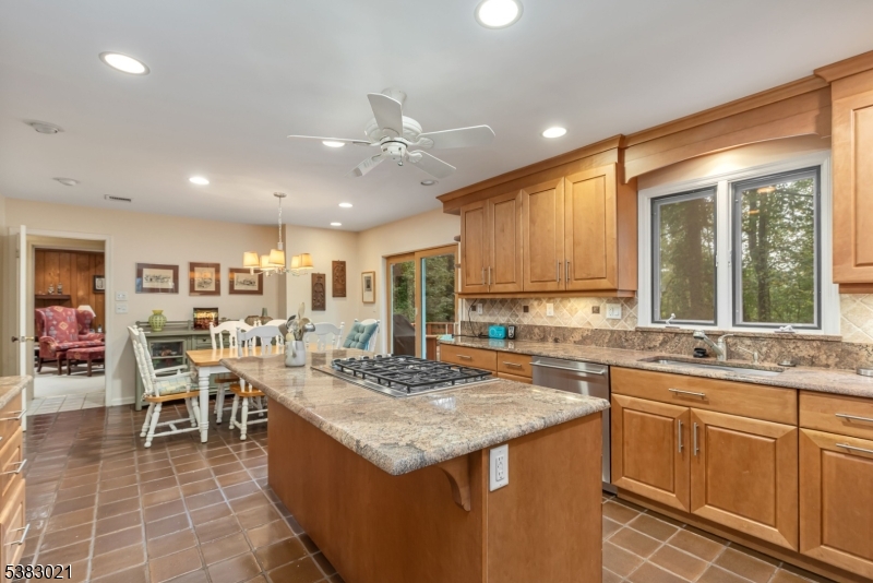 581 Phillip Ln