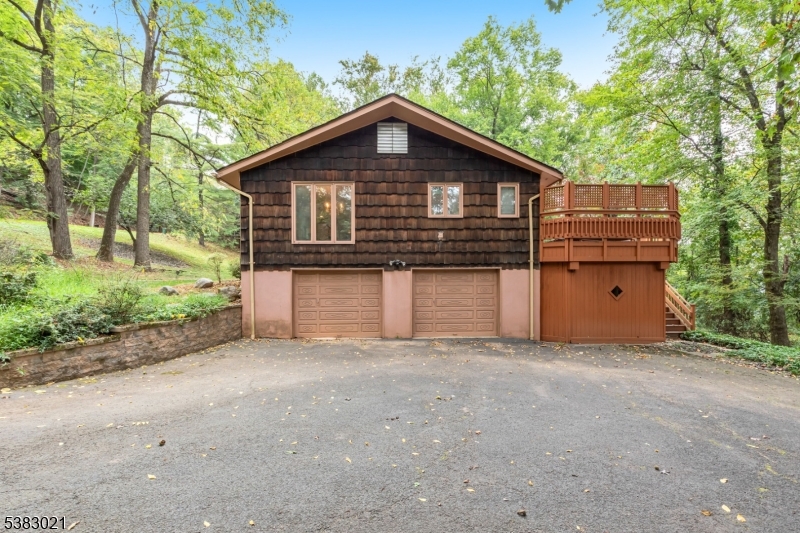 581 Phillip Ln
