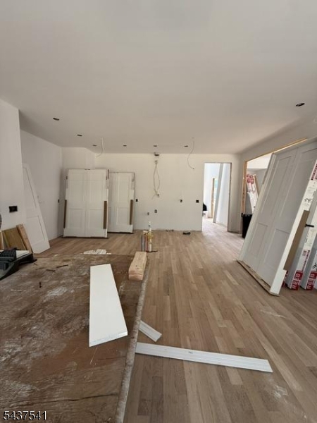 21 Valemont Way