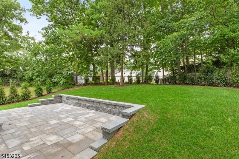 21 Woodruff Ct