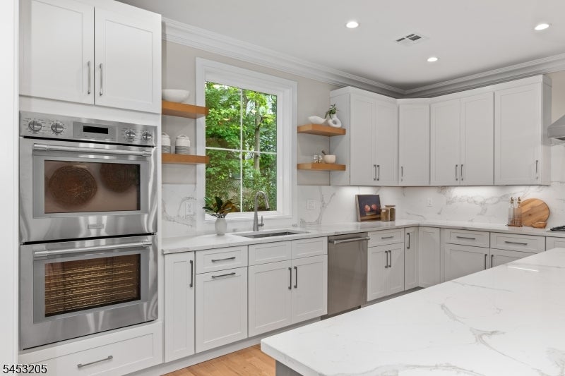 21 Woodruff Ct