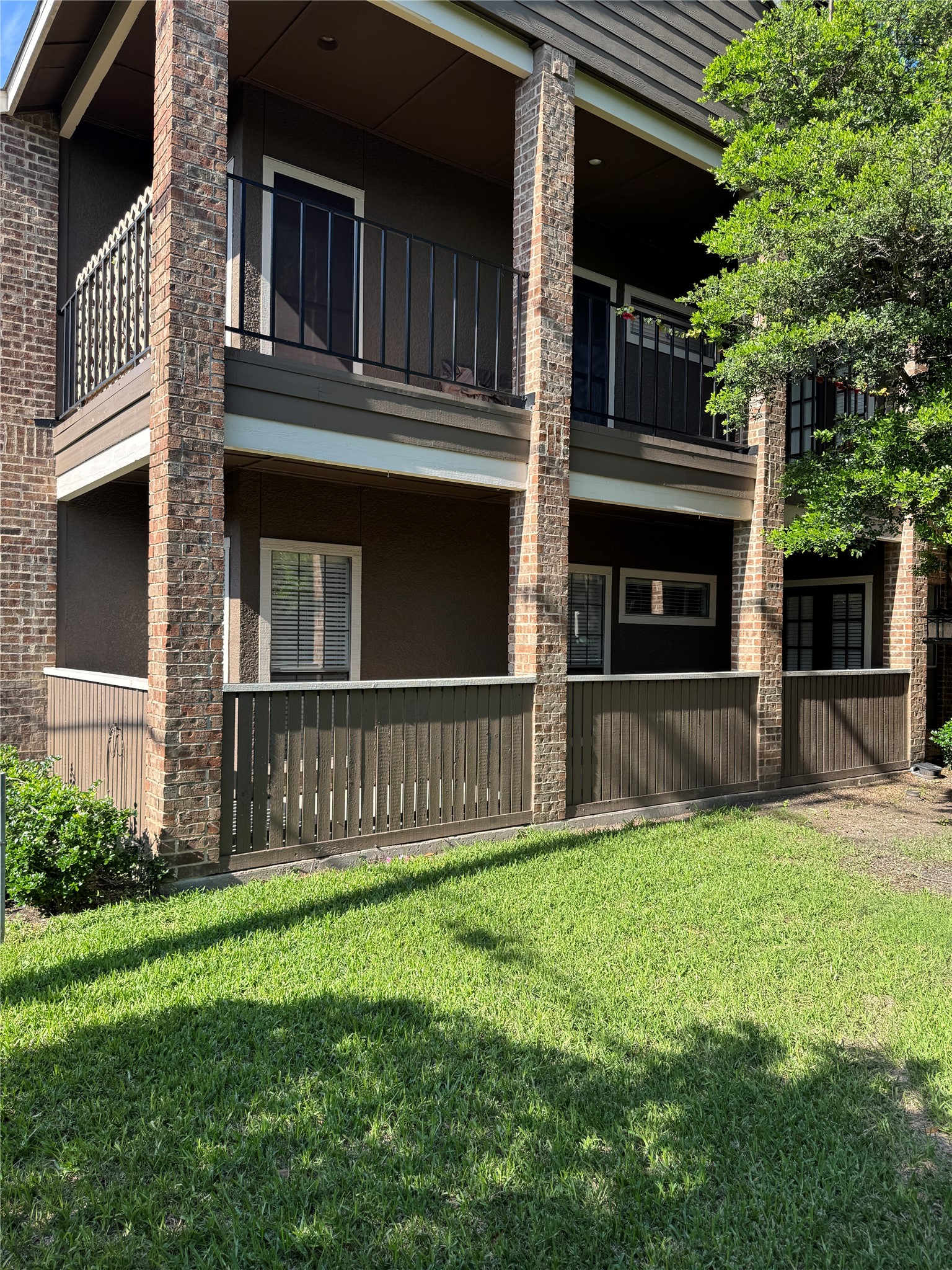 5859 Frankford Road 601