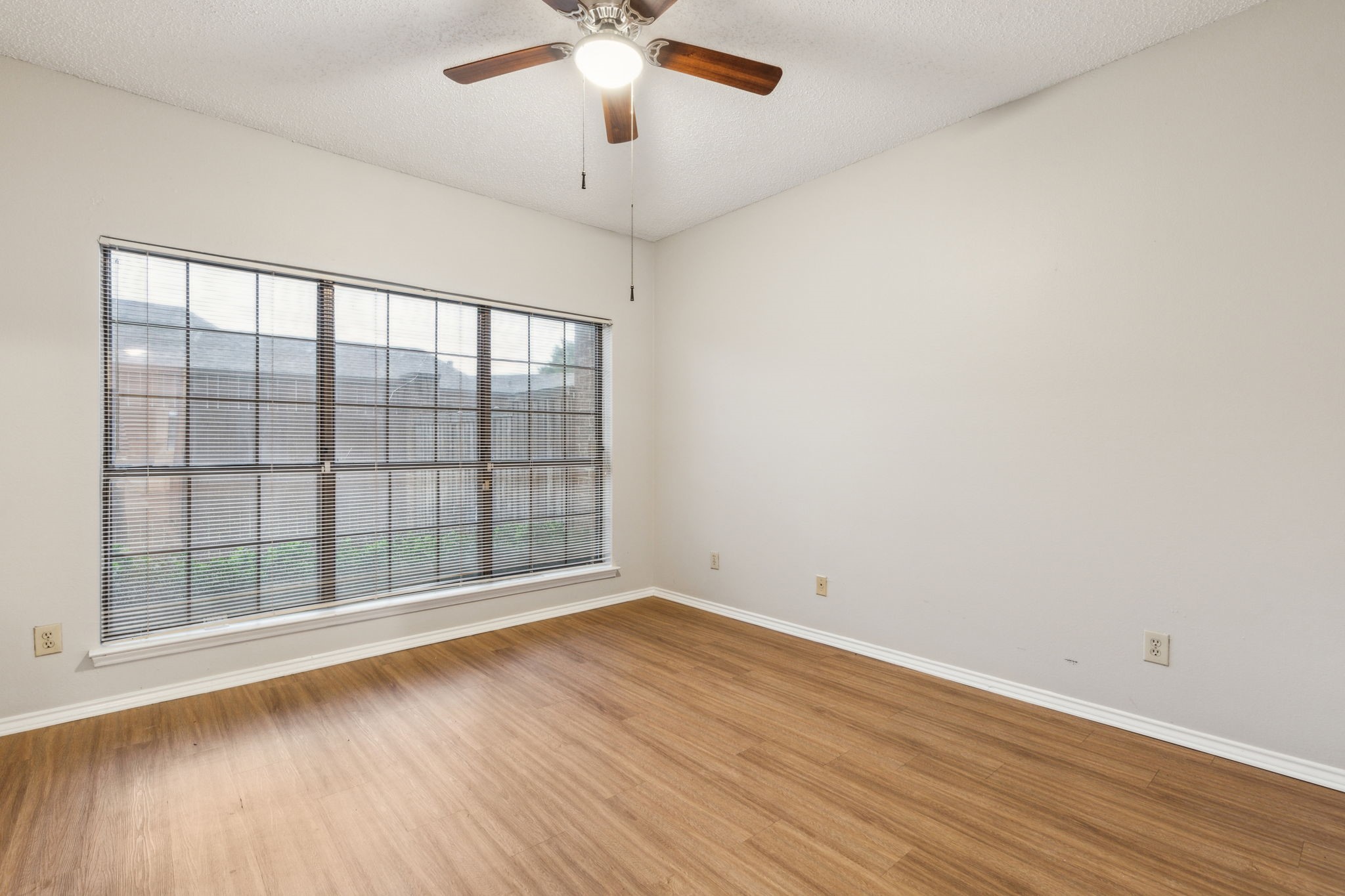 5859 Frankford Road 601