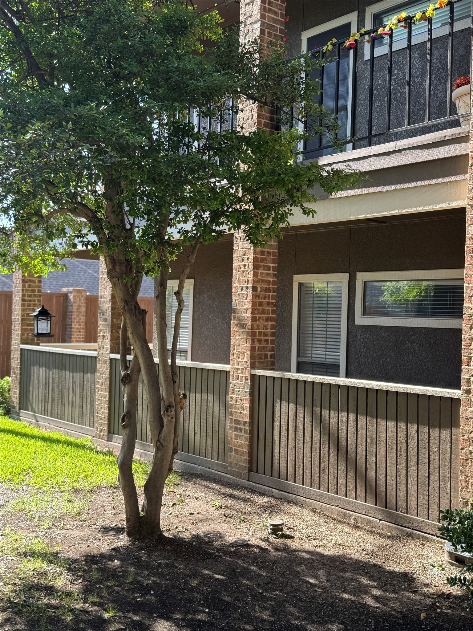 5859 Frankford Road 601