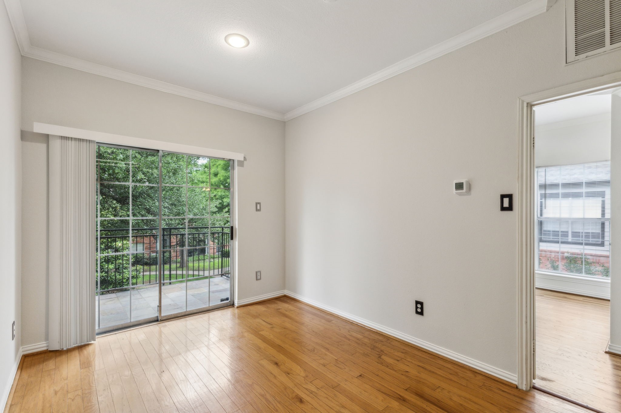 2524 Preston Road 806
