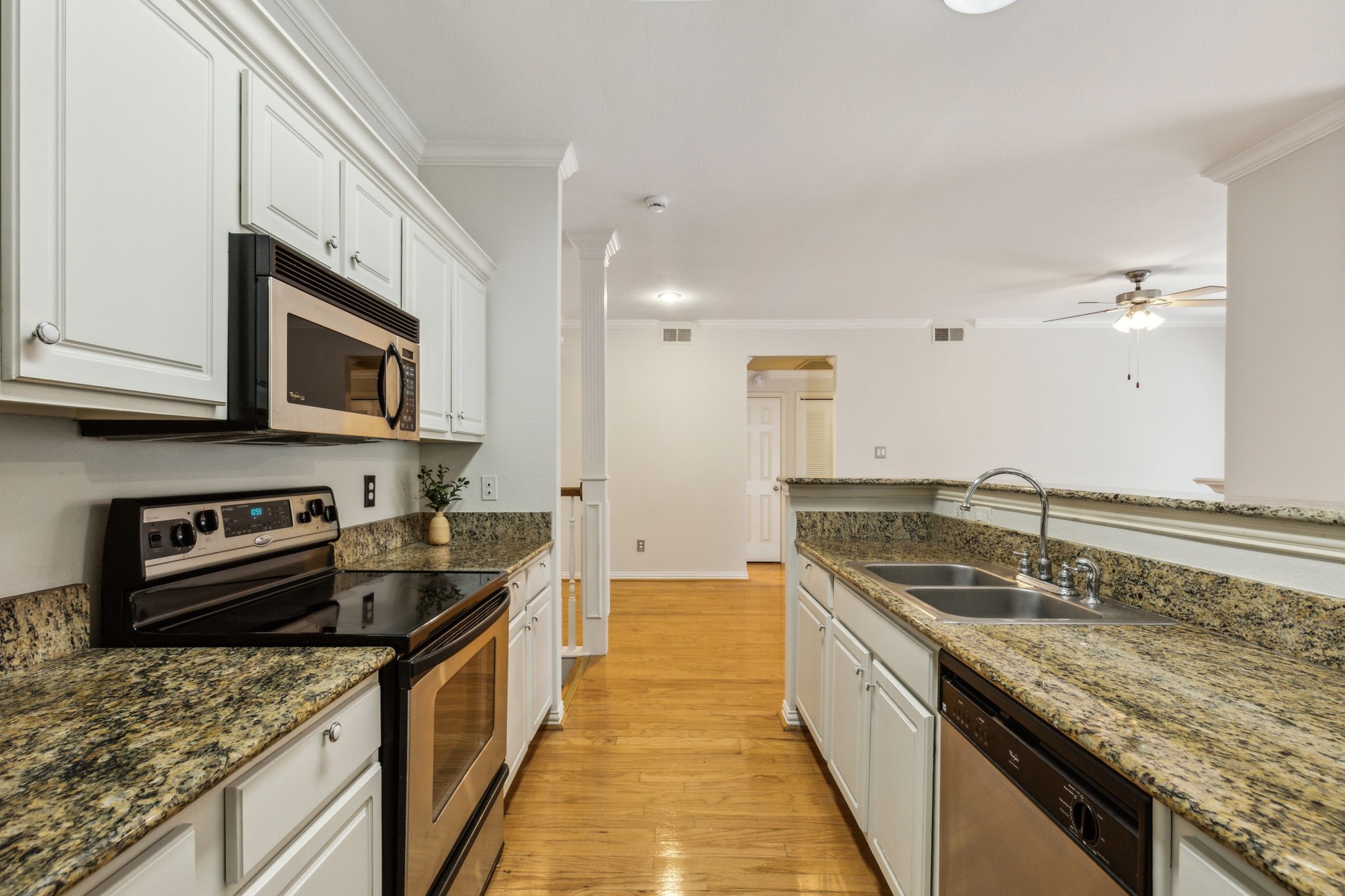 2524 Preston Road 806