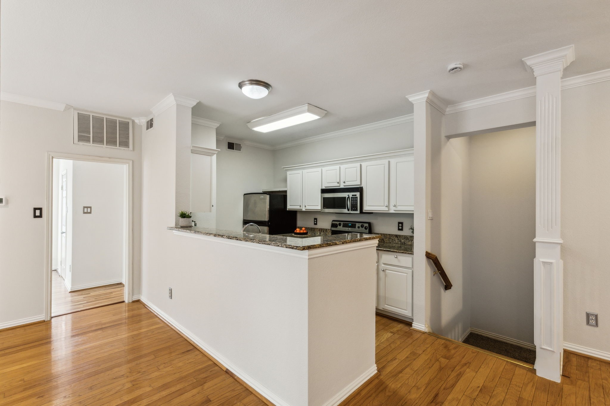 2524 Preston Road 806