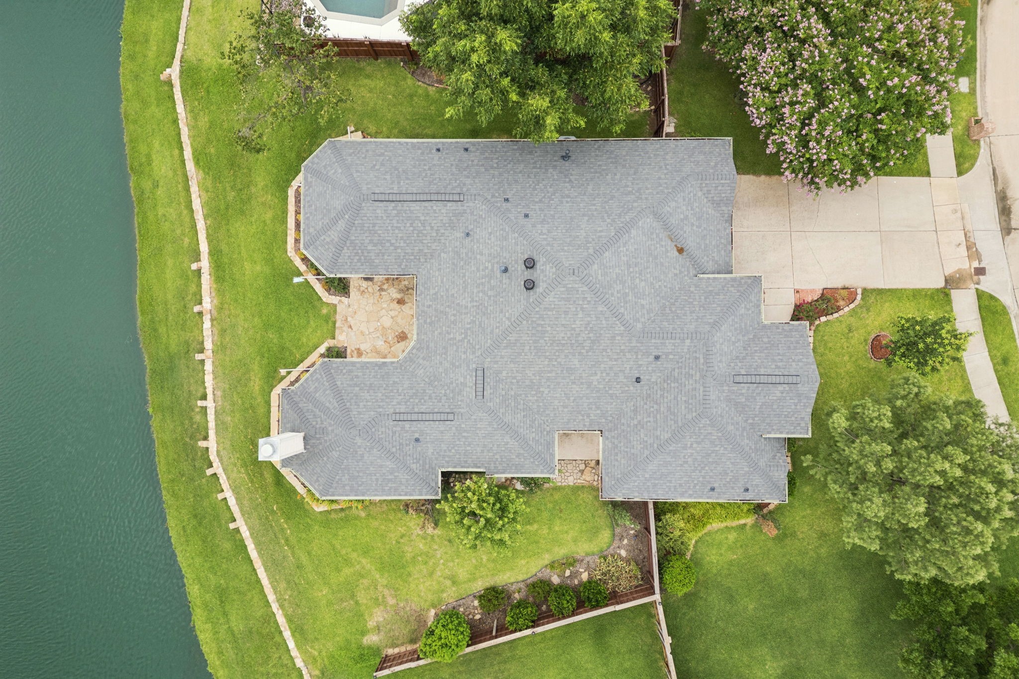 2621 Waterford Way