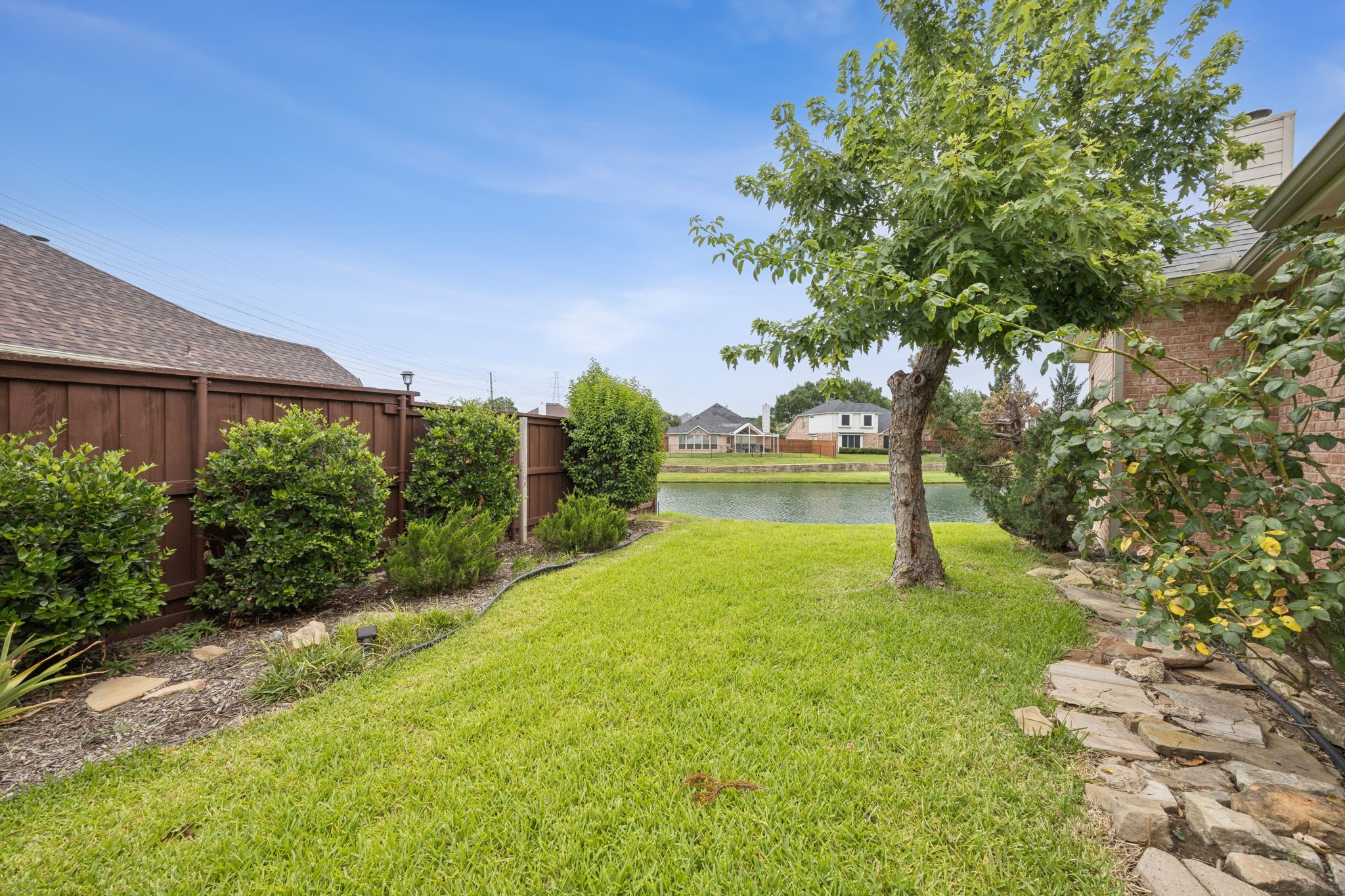 2621 Waterford Way