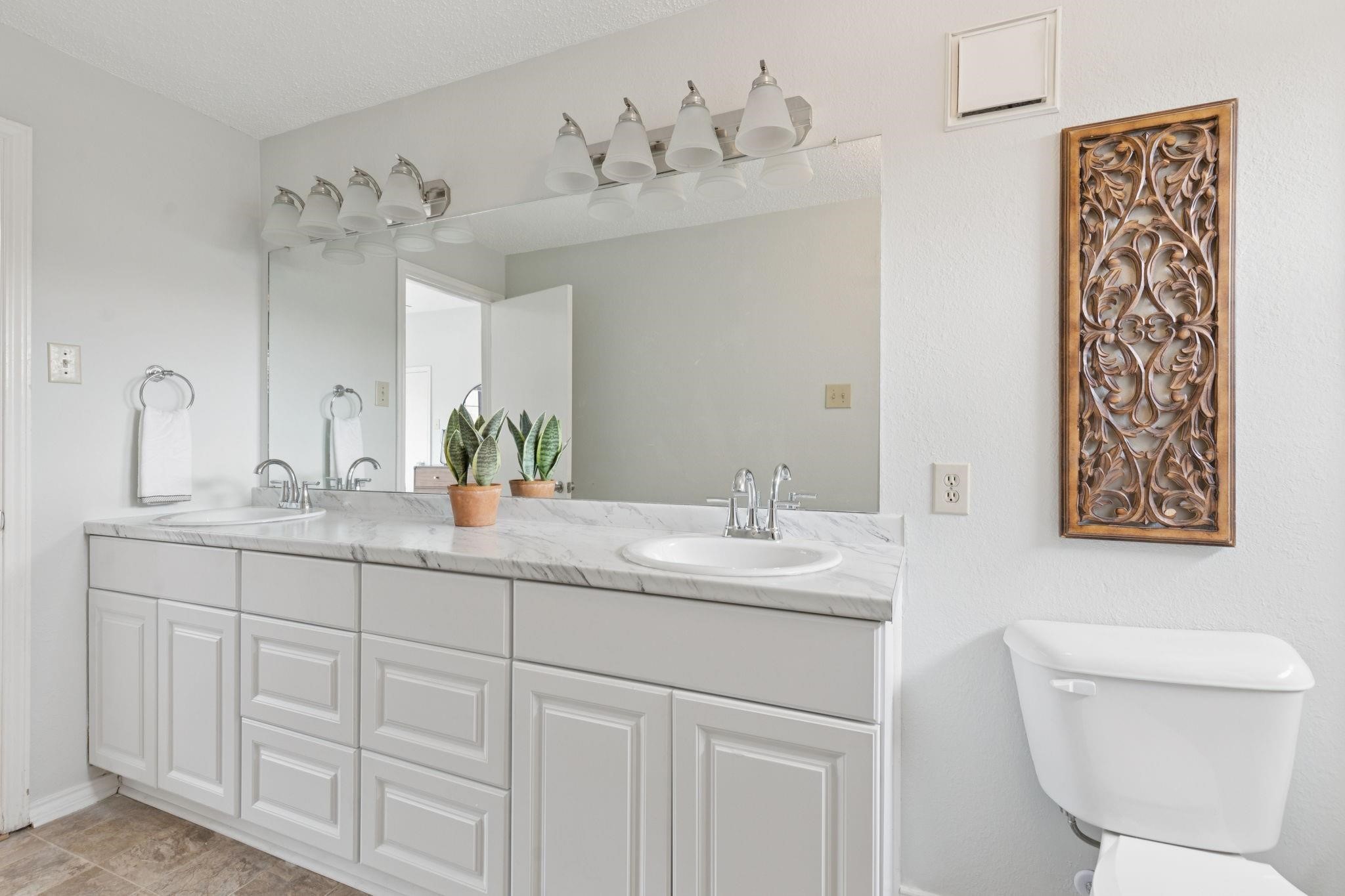 5859 Frankford Road 1103
