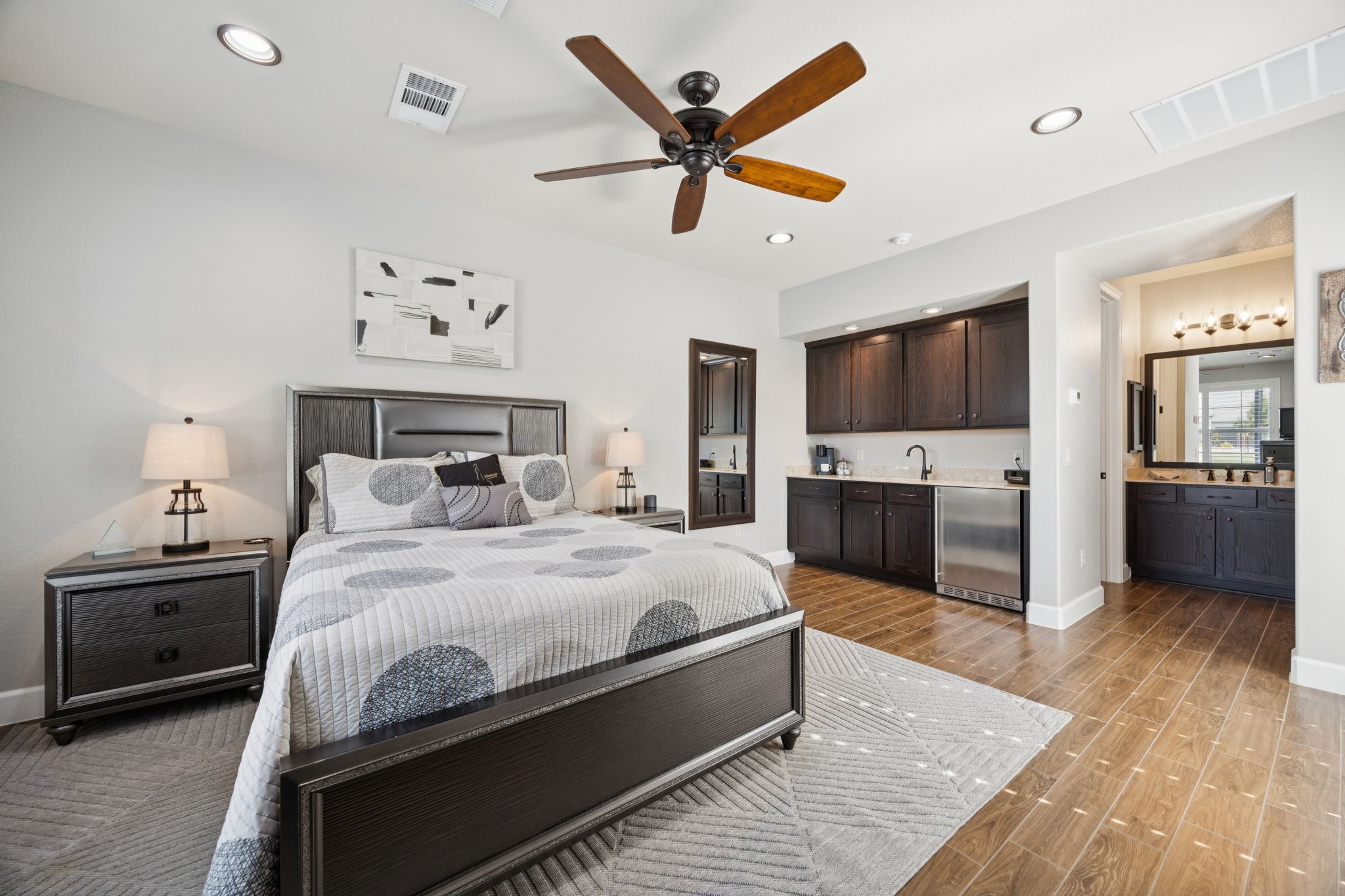 12225 Grosbeak Drive