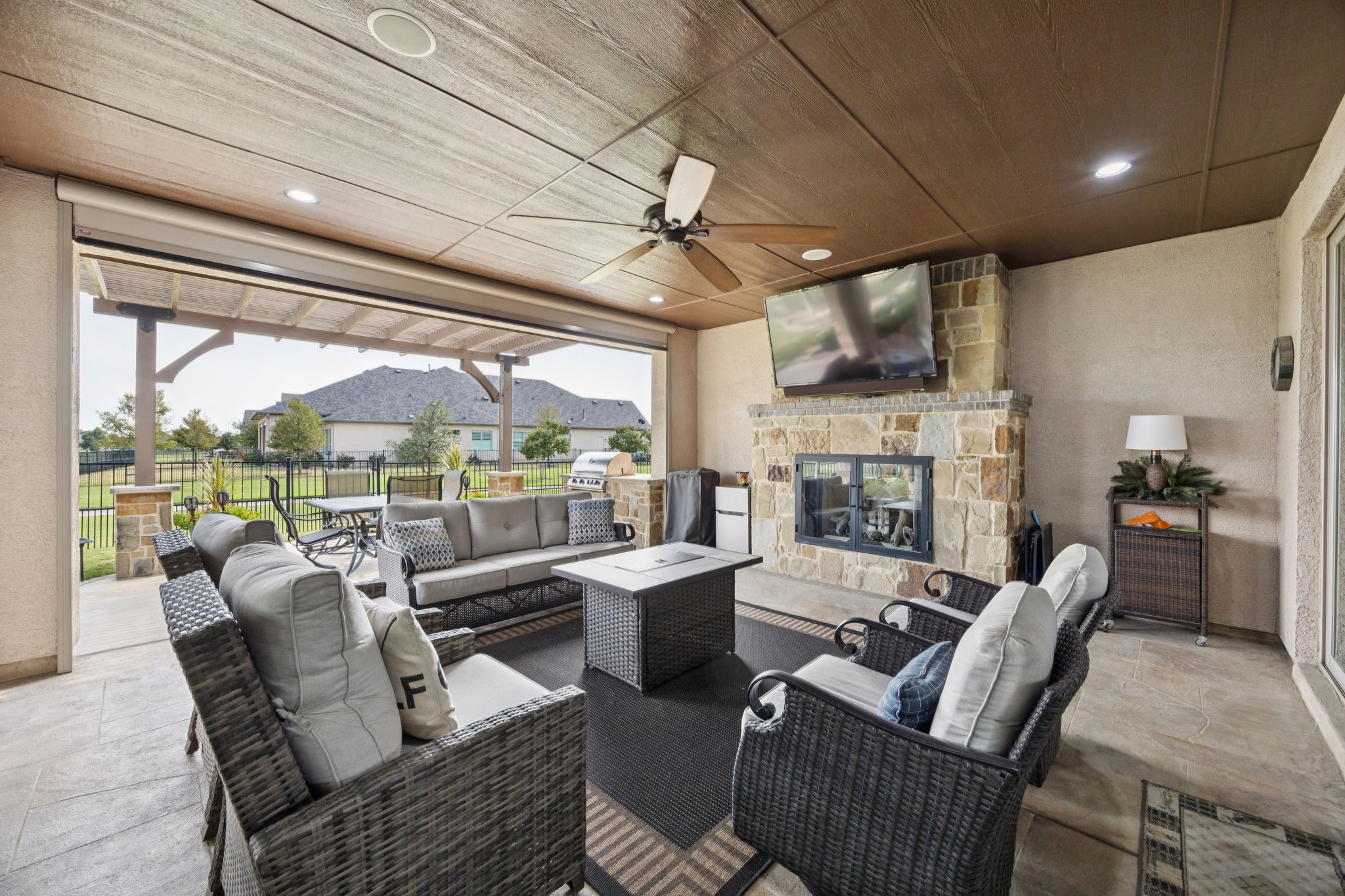 12225 Grosbeak Drive